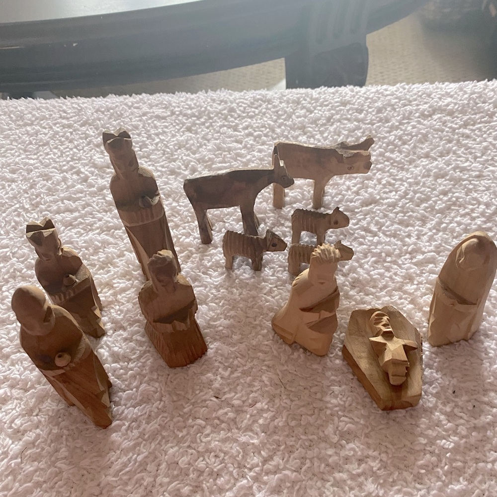Nativity Set Rustic Carved Wood No Markings Small